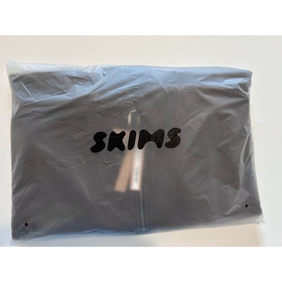 Skims Boyfriend Oversized 1/2 zip fleece pullover.Size 2XL Color Espresso - Picture 6 of 6